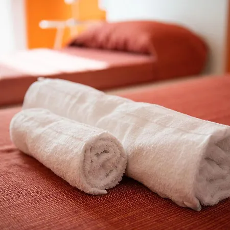 Thanit Guest house 2*